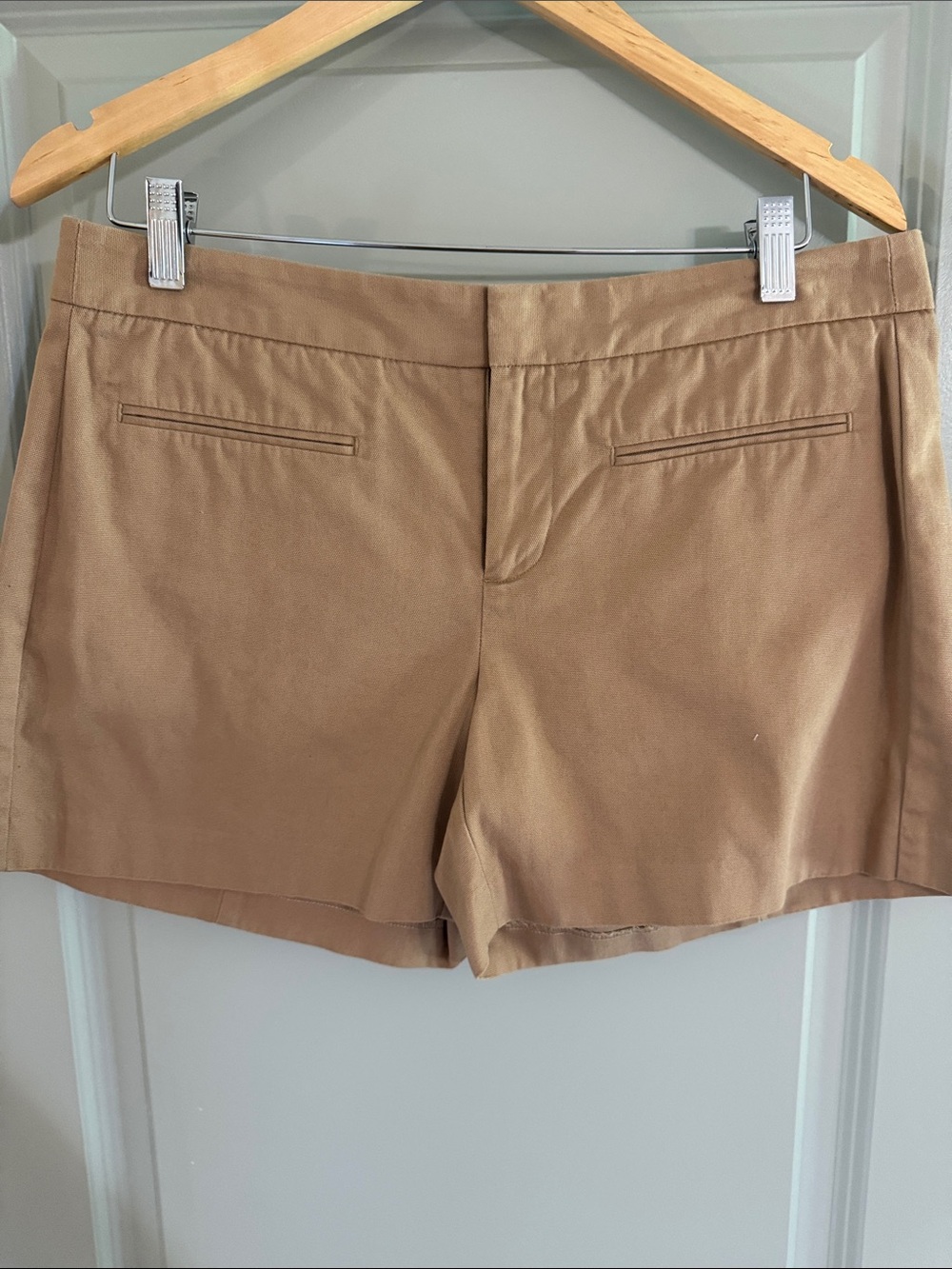 GAP Women's Khaki Dress Shorts